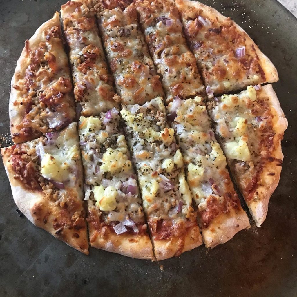 Everything You Need To Know About Quad City Style Pizza 2020 